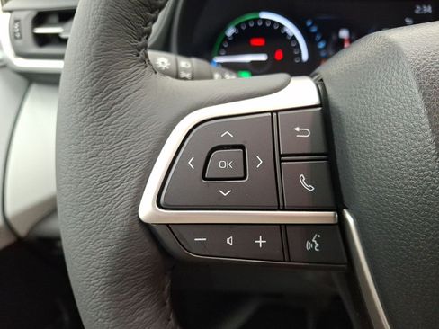Used 2026 Toyota Sienna XLE FWD image 20