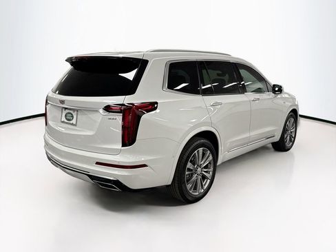 Used 2023 Cadillac XT6 Premium Luxury w/ Technology Package image 5