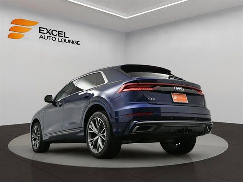 Used 2020 Audi Q8 Prestige w/ Prestige Package image 41