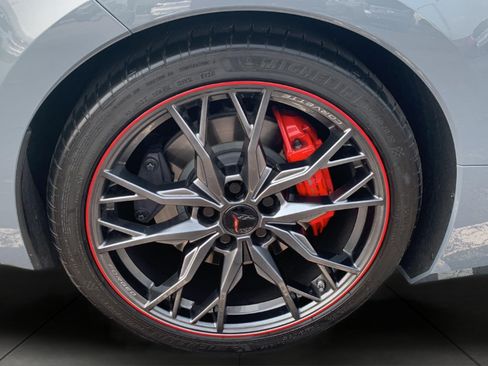 Used 2024 Chevrolet Corvette Stingray Preferred Conv w/ Z51 Performance Package RWD image 30