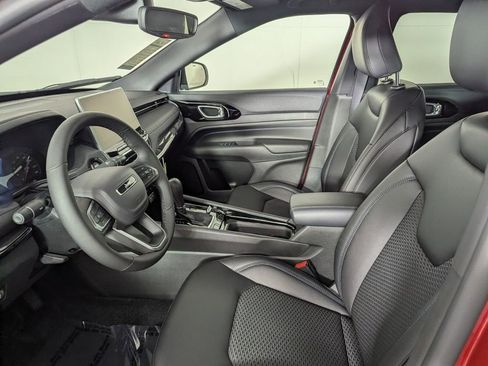 New 2026 Jeep Compass Latitude image 12