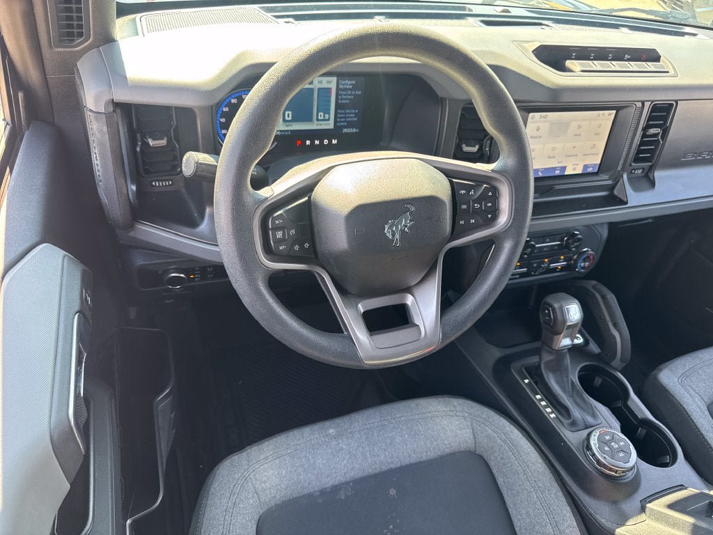 Used 2023 Ford Bronco 2-Door w/ Sasquatch Package AWD/4WD image 15