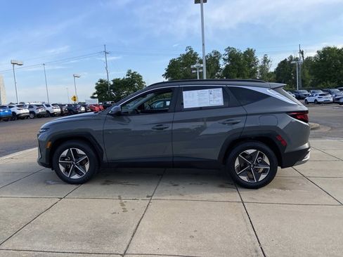 Used 2025 Hyundai Tucson SEL FWD image 7