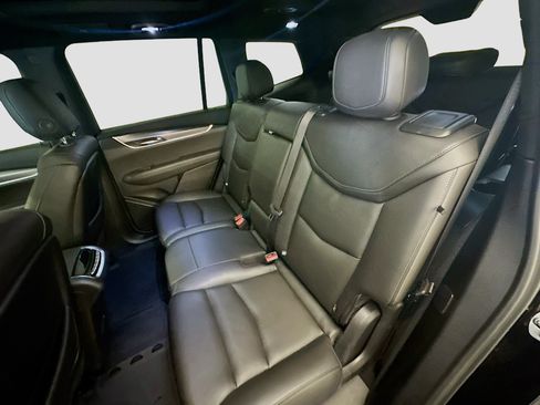 Used 2024 Cadillac XT6 Luxury w/ LPO, Floor Liner Package AWD/4WD image 30