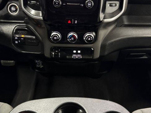 Used 2020 RAM 2500 Big Horn image 17