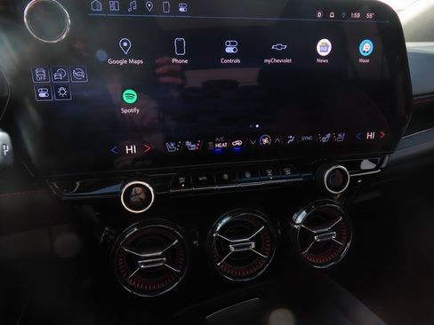 Used 2025 Chevrolet Blazer EV RS image 29