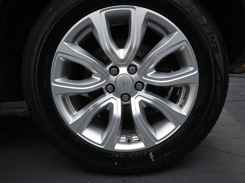 Used 2017 Land Rover Range Rover Evoque SE AWD/4WD image 9