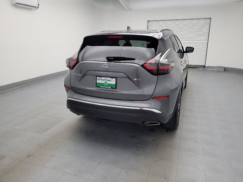 Used 2023 Nissan Murano SV image 7