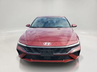 Used 2024 Hyundai Elantra SEL w/ Convenience Package FWD video 2