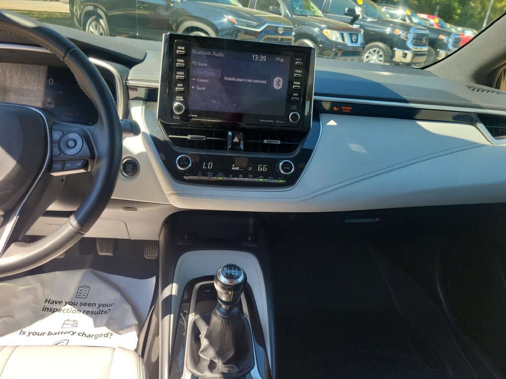 Used 2020 Toyota Corolla XSE FWD image 24