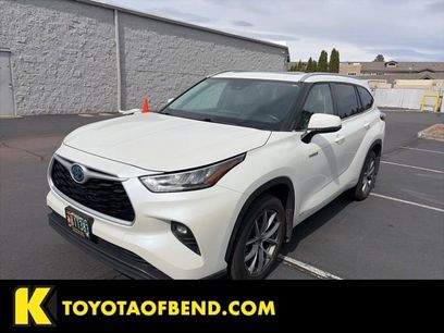Used 2020 Toyota Highlander XLE