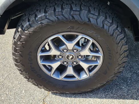 Used 2025 Ford Bronco Badlands AWD/4WD image 10
