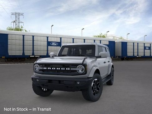 New 2026 Ford Bronco Outer Banks AWD/4WD image 2