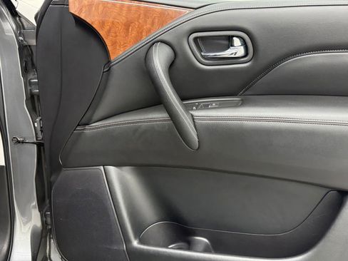 Used 2019 INFINITI QX80 Luxe w/ Proassist Package AWD/4WD image 21