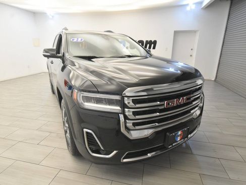 Used 2023 GMC Acadia SLT w/ Preferred Package AWD/4WD image 7