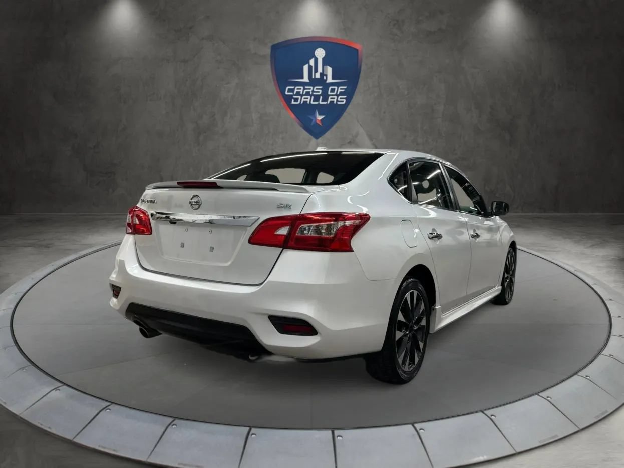 Used 2017 Nissan Sentra SR w/ Driver's Assist Package FWD image 5