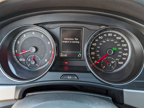 Used 2020 Volkswagen Atlas Cross Sport SE image 19