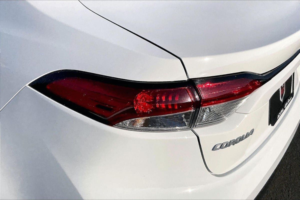 Used 2024 Toyota Corolla LE FWD image 26