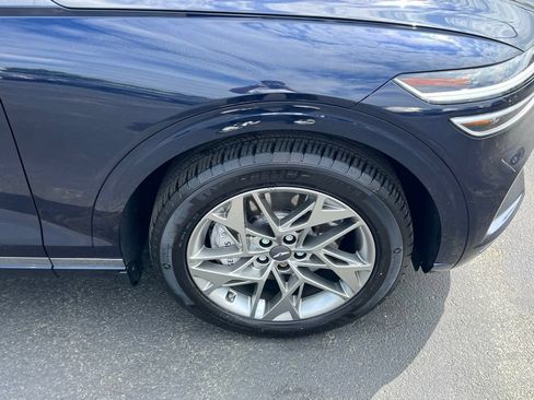 Used 2023 Genesis GV70 2.5T w/ Select Package AWD/4WD image 6