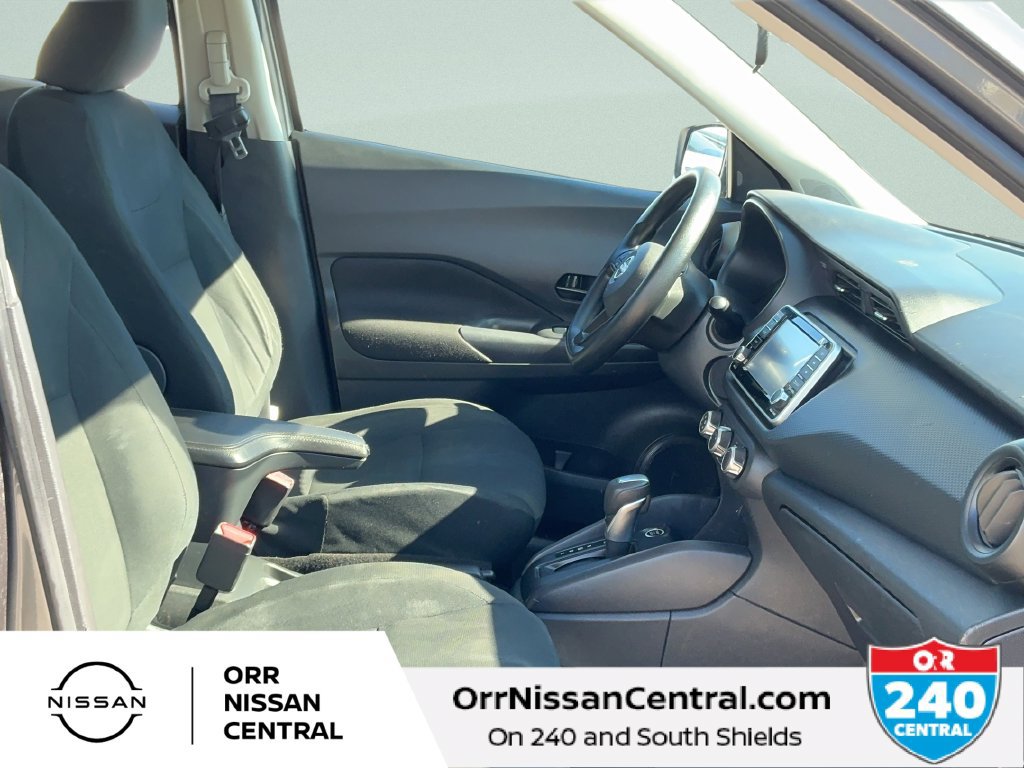 Used 2024 Nissan Kicks S FWD image 11