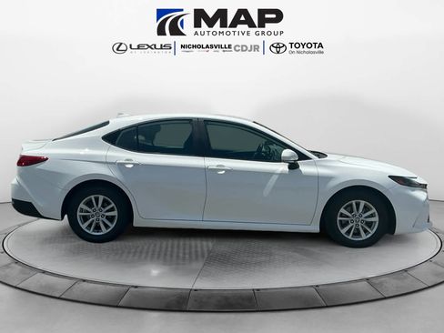 Used 2025 Toyota Camry LE FWD image 6