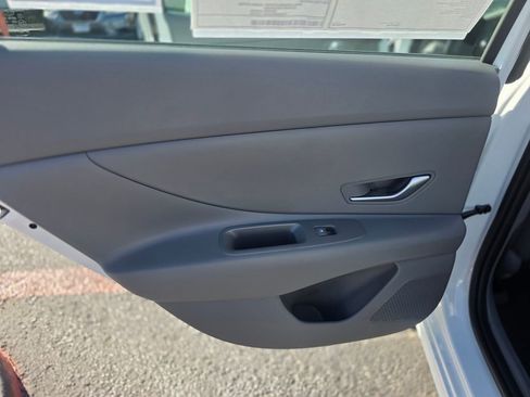 New 2026 Hyundai Elantra Blue image 16