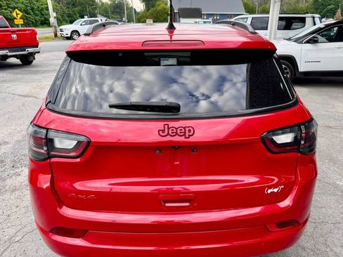 Used 2022 Jeep Compass Limited w/ (RED) Package AWD/4WD image 4