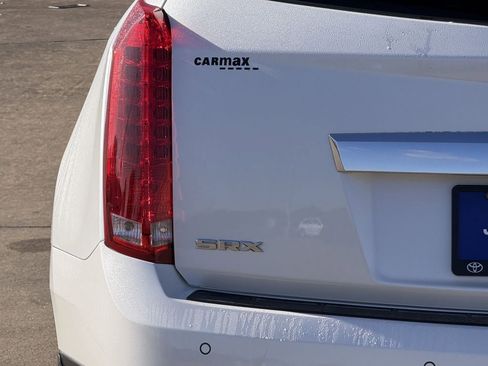Used 2014 Cadillac SRX Premium image 10