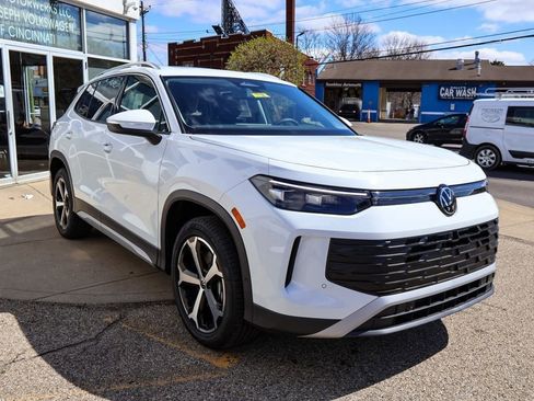 New 2026 Volkswagen Tiguan SE AWD/4WD image 7