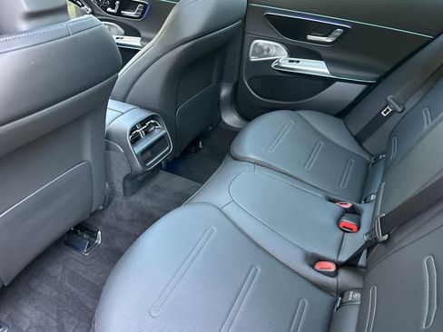 Used 2025 Mercedes-Benz E 53 AMG e 4MATIC Sedan image 27