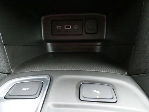 Certified 2022 Chevrolet Equinox LT AWD/4WD image 28