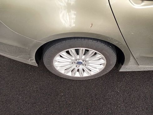 Used 2013 Ford Fusion SE image 11