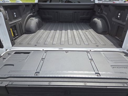 Used 2025 Ford F150 Lightning Flash AWD/4WD image 18