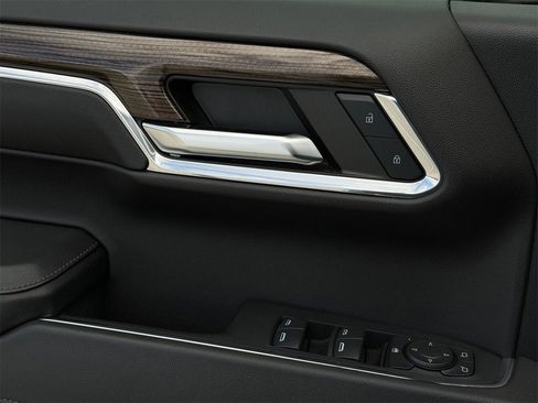 Certified 2024 Chevrolet Silverado 1500 LT Trail Boss w/ Convenience Package II image 24