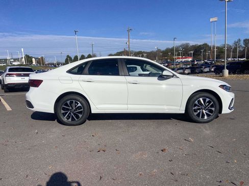 New 2026 Volkswagen Jetta S image 10