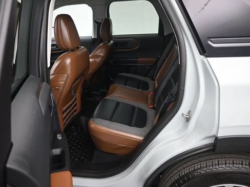 Certified 2023 Ford Bronco Sport Outer Banks w/ Tech Package AWD/4WD image 21