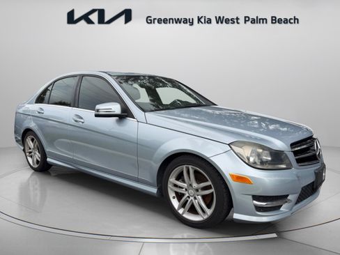 Used 2014 Mercedes-Benz C 250 Sedan image 1