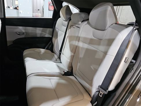 New 2026 Hyundai Tucson SE image 13