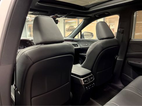 Certified 2023 Lexus RX 350 AWD w/ Accessory Package image 19