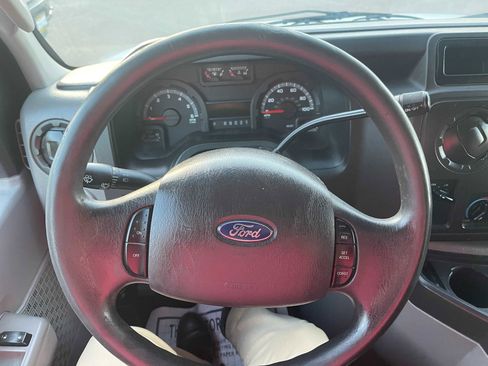 Used 2013 Ford E-150 and Econoline 150 image 22