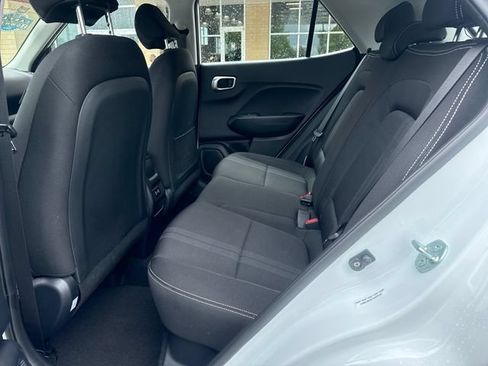Used 2026 Hyundai Venue SEL FWD image 19