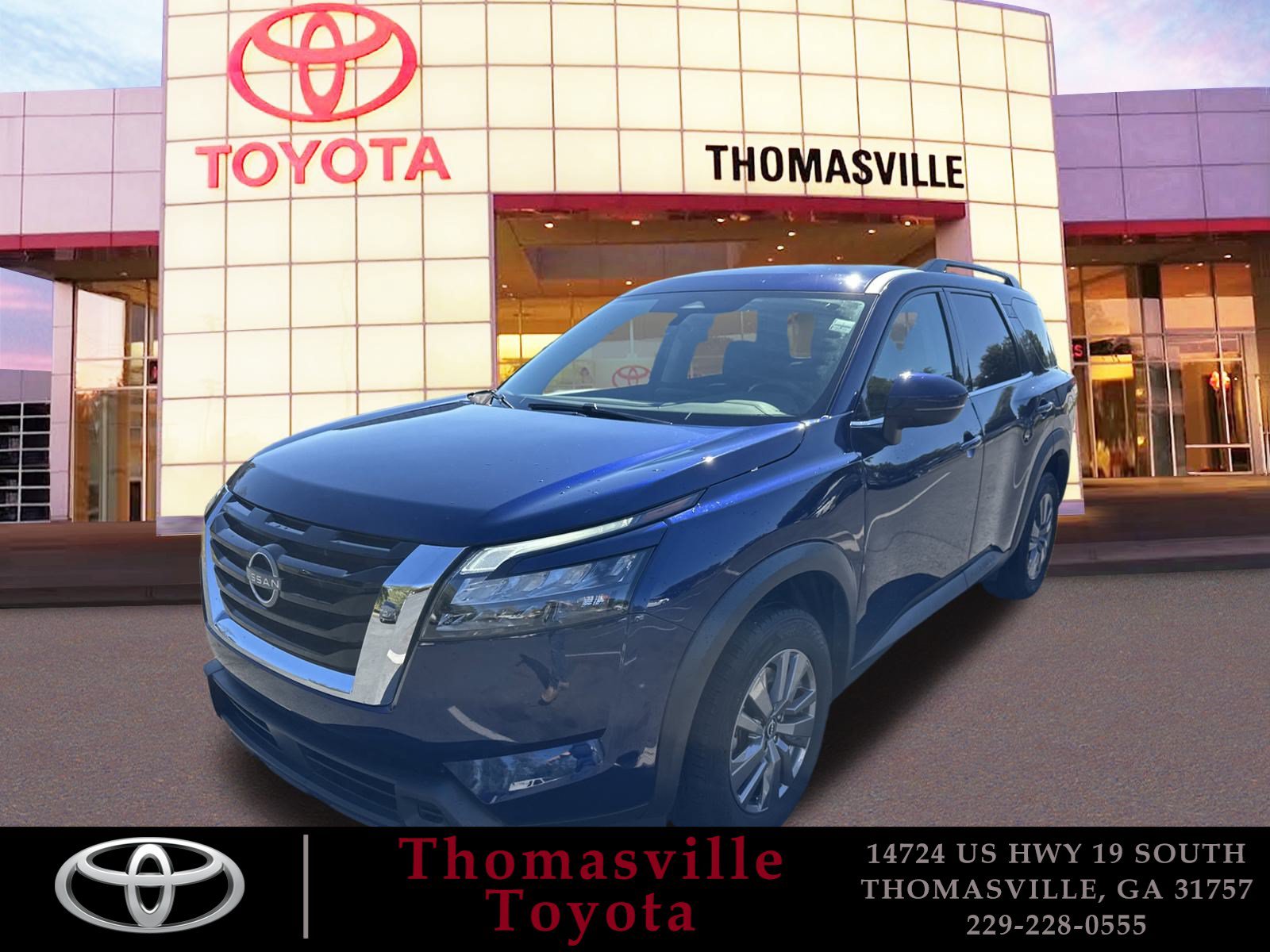 Used 2025 Nissan Pathfinder SV AWD/4WD image 1