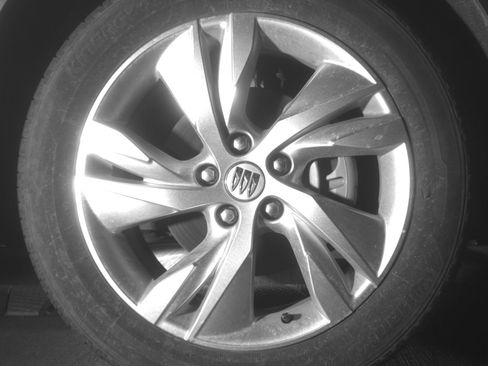 Used 2025 Buick Encore GX Preferred AWD/4WD image 13