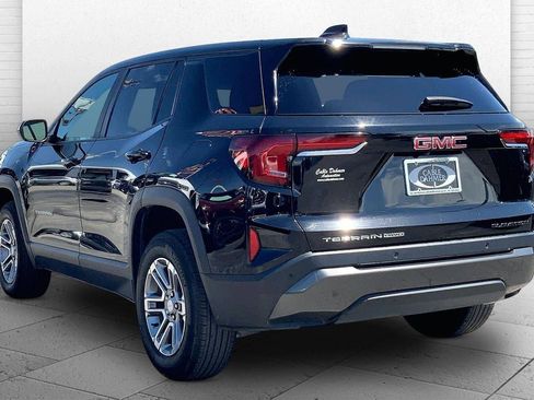 Used 2025 GMC Terrain Elevation AWD/4WD image 10