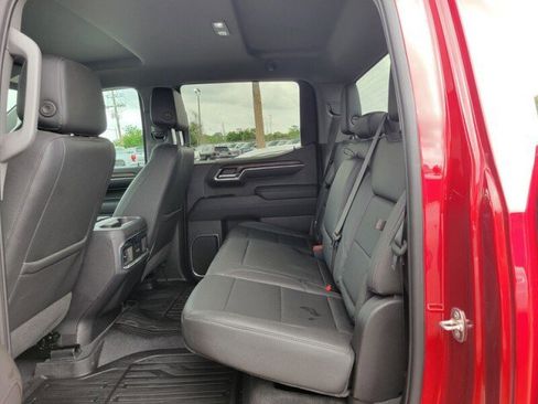 Used 2023 GMC Sierra 1500 SLT w/ SLT Premium Package image 27