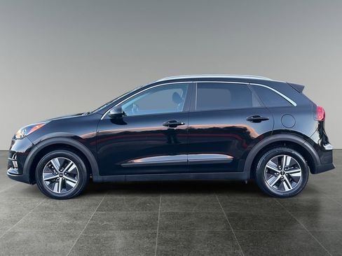 Used 2022 Kia Niro LXS w/ Digital Cluster Package image 5