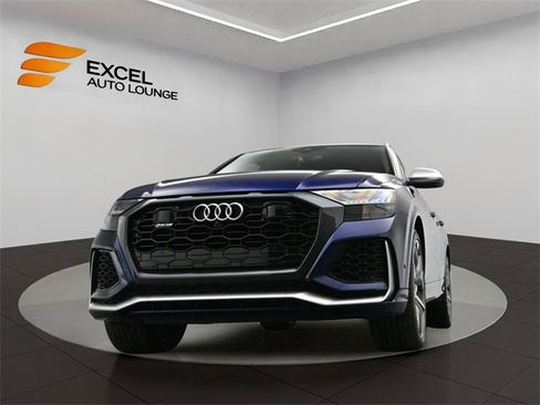Used 2022 Audi RS Q8 w/ Luxury Package image 37