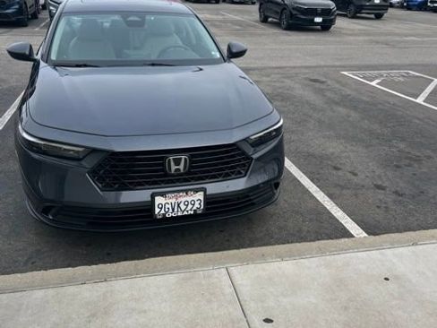 Used 2023 Honda Accord EX image 14