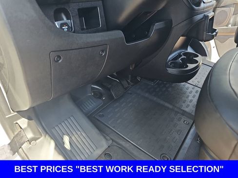 Used 2025 RAM ProMaster 2500 w/ Convenience Group FWD image 13