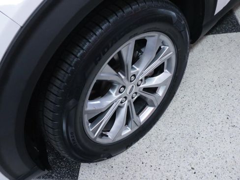 Used 2021 Ford Explorer XLT w/ Equipment Group 202A RWD image 38